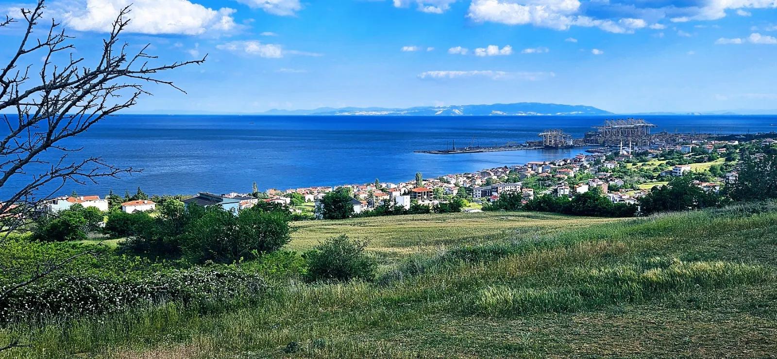 15 Luxuriöse Villen Mit Einzigartigem Panoramablick Auf Meer Und Natur, Gelegen In Einer Für Das Projekt Geeigneten Gegend.