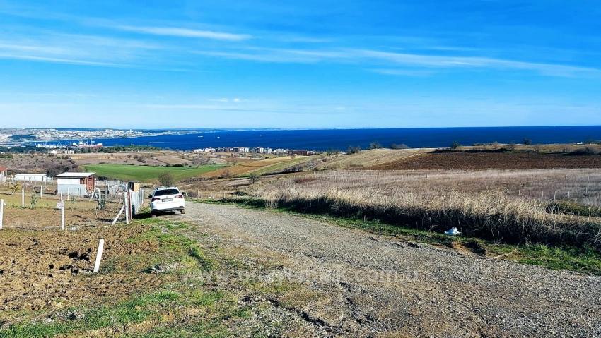 Preisgünstiges Grundstück Mit Freiem Blick Auf Meer, Natur Und Stadt, Bebauungsplan Für 20 % Zweigeschossige Bebauung.