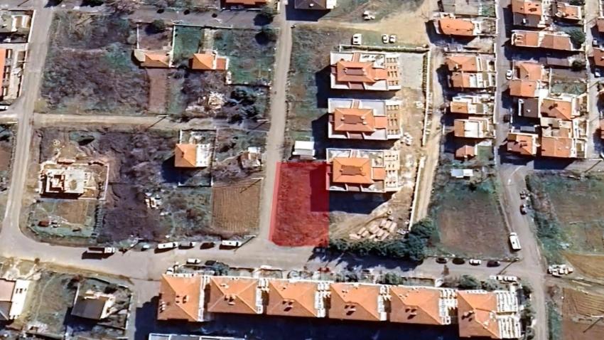 Eckgrundstück Mit Coupon, Geeignet Für 9 2+1-Apartmentprojekte Im Stadtteil Tekirdağ Topağaç