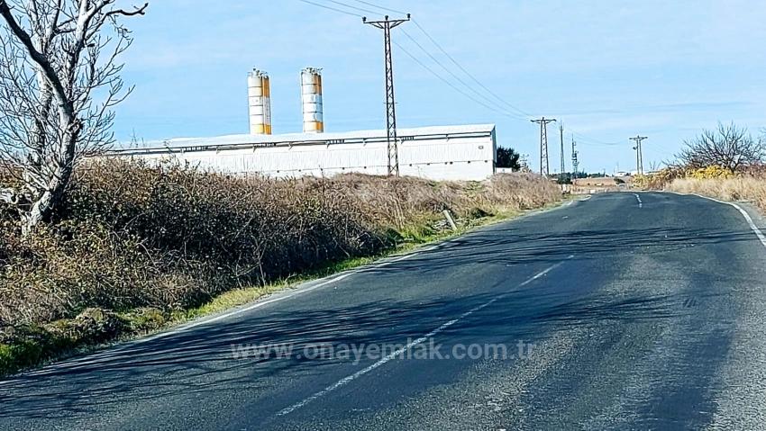 Gelegenheitsland In Der Fabrikregion, In Der Gegend, Die Kurzfristig Hohe Gewinne Erzielen Wird