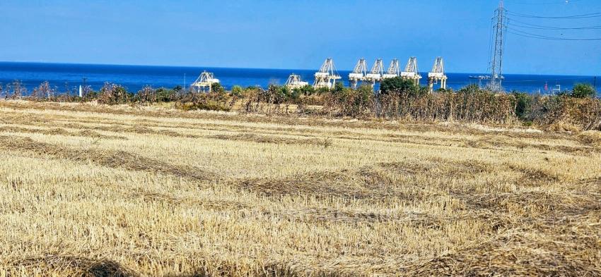 8.500 M² Großes Wohnbaugrundstück Mit Hohem Gewinnpotenzial, In Der Nähe Des Hafens Von Asyaport