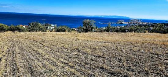 Ein Erstklassiges Grundstück, Geeignet Für Ein Projekt Mit 2 Luxusvillen Mit Freiem Blick Auf Meer Und Natur.