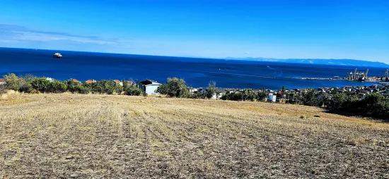 Ein Erstklassiges Grundstück, Geeignet Für Ein Projekt Mit 2 Luxusvillen Mit Freiem Blick Auf Meer Und Natur.