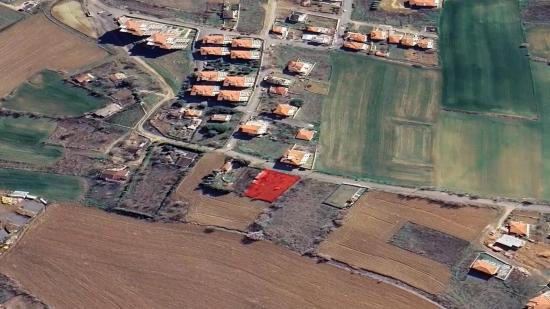 Eckgrundstück Mit Coupon, Geeignet Für 9 Luxuriöse 2+1-Wohnungen Im Viertel Tekirdağ Toağaç