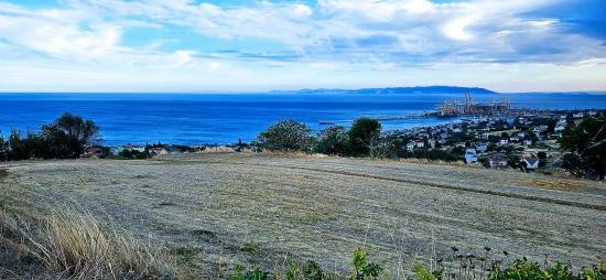 Gelegenheitsgrundstück Mit Herrlichem Meer- Und Naturblick, Sehr Gut Geeignet Für Den Bau Ihres Einfamilienhauses
