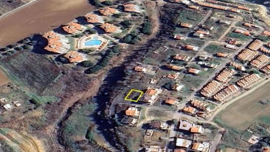*opportunity Land* 8 Angrenzende, Günstige Grundstücke, Geeignet Für Ein 50 M² Großes (1+1) Apartmentprojekt