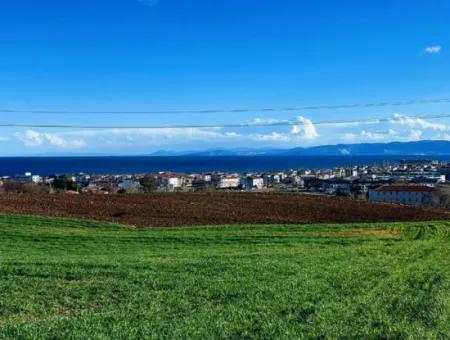 Dieses 11.100 M2 Große Wohngrundstück Befindet Sich In Süleymanpaşa Barbaros, Tekirdag, In Einer Großartigen Lage.