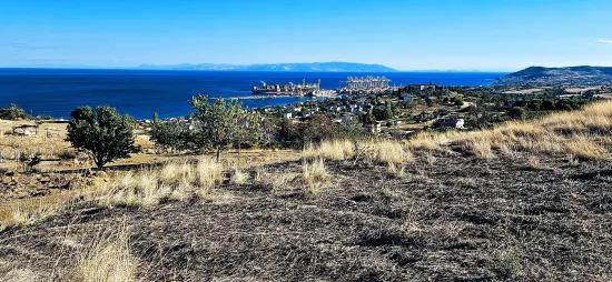 **gipfelpunkt Mit Panoramischem Meerblick** 530 M2 Kupon Eckgrundstück