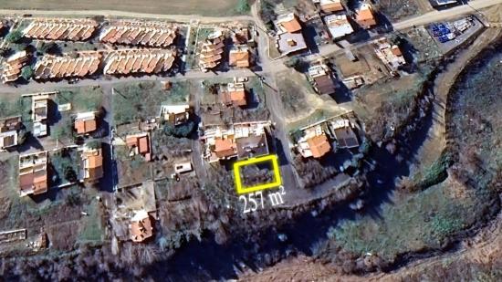 *opportunity Land* 8 Angrenzende, Günstige Grundstücke, Geeignet Für Ein 50 M² Großes (1+1) Apartmentprojekt