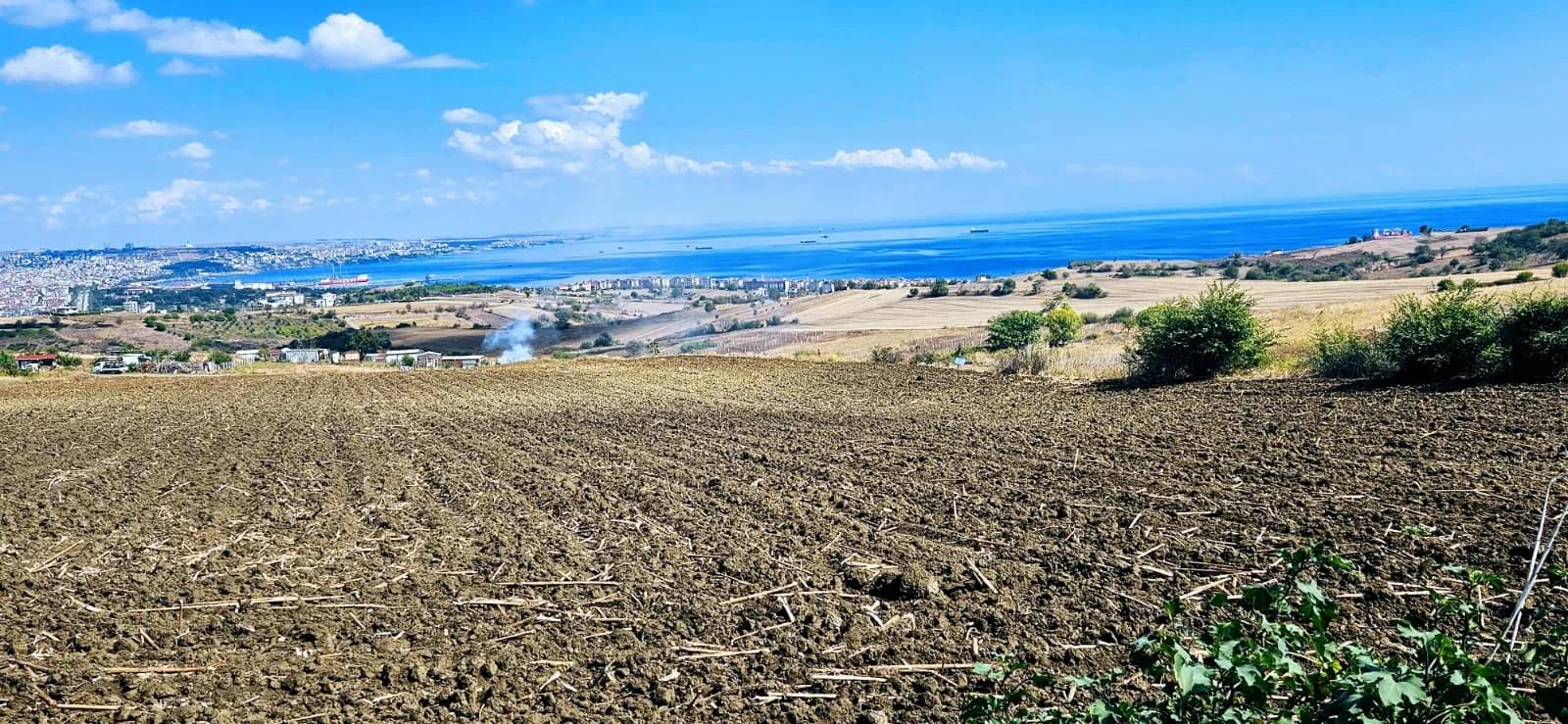 Tekirdağ Barbarostadeniz Nature And City View 405 M2 Villa Zoned Land Bargain Opportunity