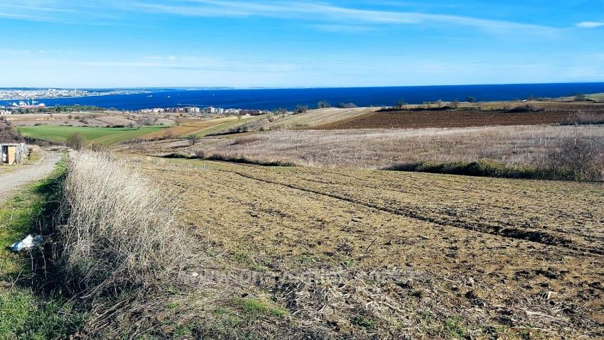 Bargain Plot Of Land With Full Sea, Nature And City Views, Zoned For 20% Two-Story Construction.