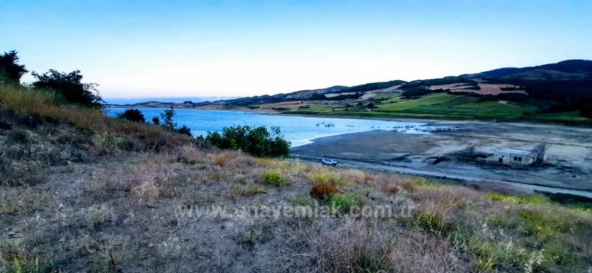 Detached Land With Title Deed Opportunity Facing Dam For Urgent Sale