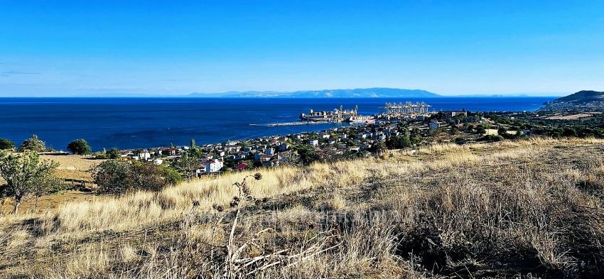 530 M2 Corner Plot With Ready Infrastructure And Wonderful Sea And Nature Views