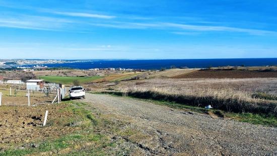 Bargain Plot Of Land With Full Sea, Nature And City Views, Zoned For 20% Two-Story Construction.