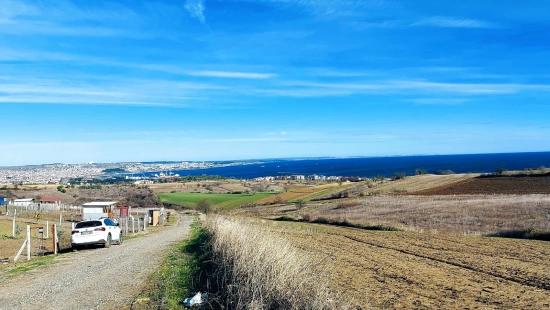 Bargain Plot Of Land With Full Sea, Nature And City Views, Zoned For 20% Two-story Construction.