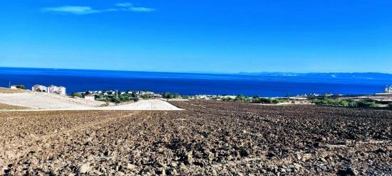 Land Suitable For A Cooperative And Residential Complex Project With 50 Apartments And Full Sea And Nature Views.