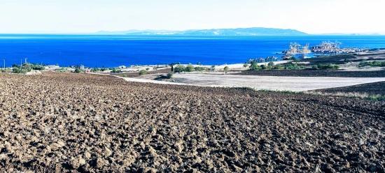 Land Suitable For A Cooperative And Residential Complex Project With 50 Apartments And Full Sea And Nature Views.