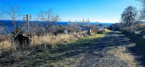 **corner Plot Suitable For 2 Ultra Luxury Villa Projects With Full Sea, Nature And City Views**