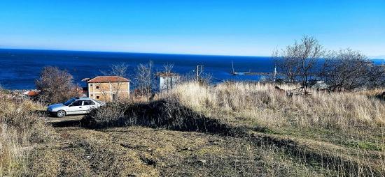 **corner Plot Suitable For 2 Ultra Luxury Villa Projects With Full Sea, Nature And City Views**