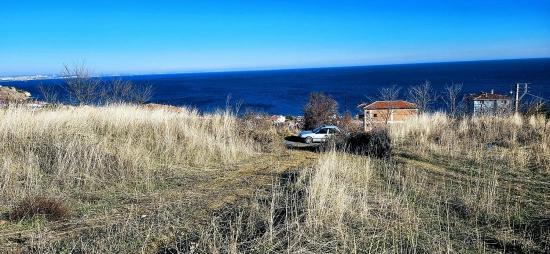 **corner Plot Suitable For 2 Ultra Luxury Villa Projects With Full Sea, Nature And City Views**
