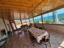 Complete Building For Sale: 6 Units Of 3+1 And 2 Units Of 210 M2 Workplaces