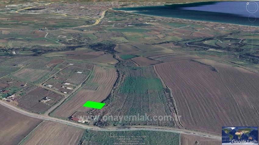 Выгодный Земельный Участок С Прекрасным Видом На Море, Природу И Город, Зонированный Под Застройку 20% Площади Двухэтажными Зданиями.