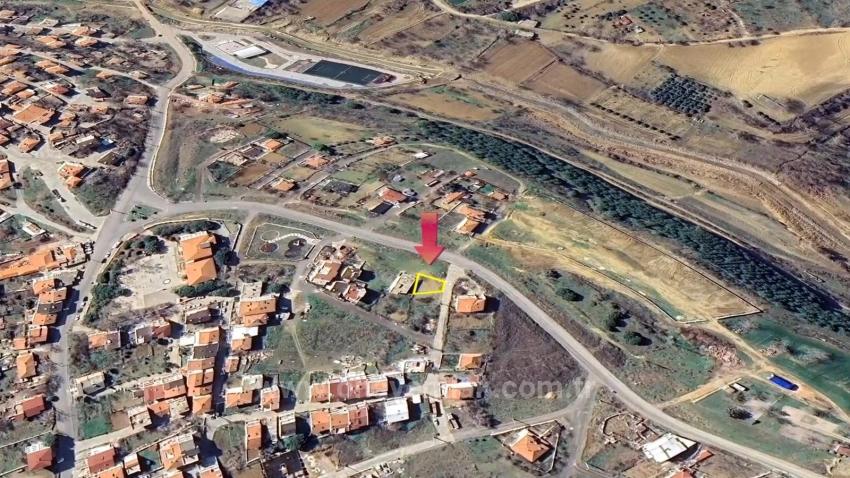 Гарантия Высокого Дохода. Угловой Участок По Выгодной Цене, Подходящий Для Проектов С 8 Квартирами 1+1.