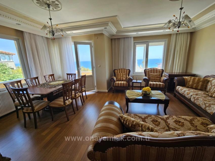 Продается Здание Целиком, 6 Квартир, 3+1, 2 Квартиры, 210 М2, Рабочее Место