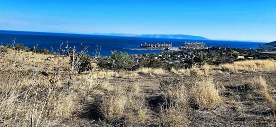 **вершина в точке, панорамный, с видом на море** 530 M2 купон угловой участок