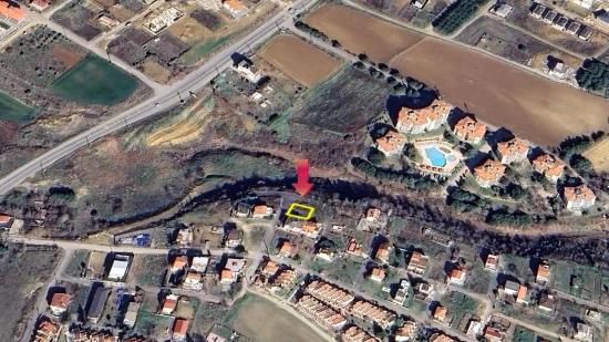 *Fırsat Arsa* 8 Adet 50 M2 ( 1+1) Daire Poejejesine Uygun Bitişik Nizam Kelepir Arsa