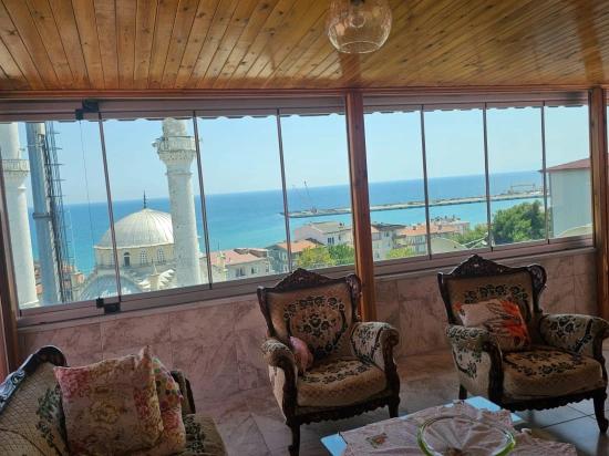Komple Satılık Bina 6adet 3+1 2 Adet 210 M2 İş Yeri